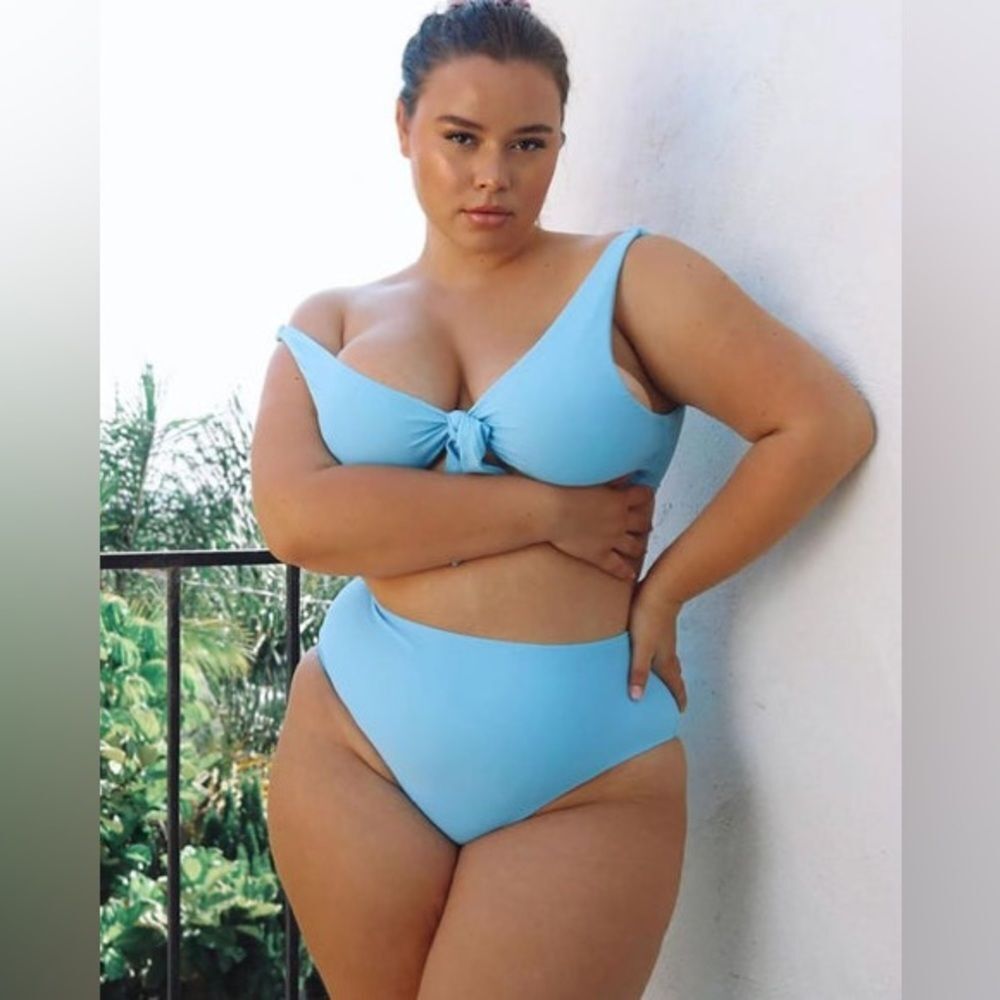 NWT FASHION-NOVA 3X- Light Blue For Eternity Bikini Top